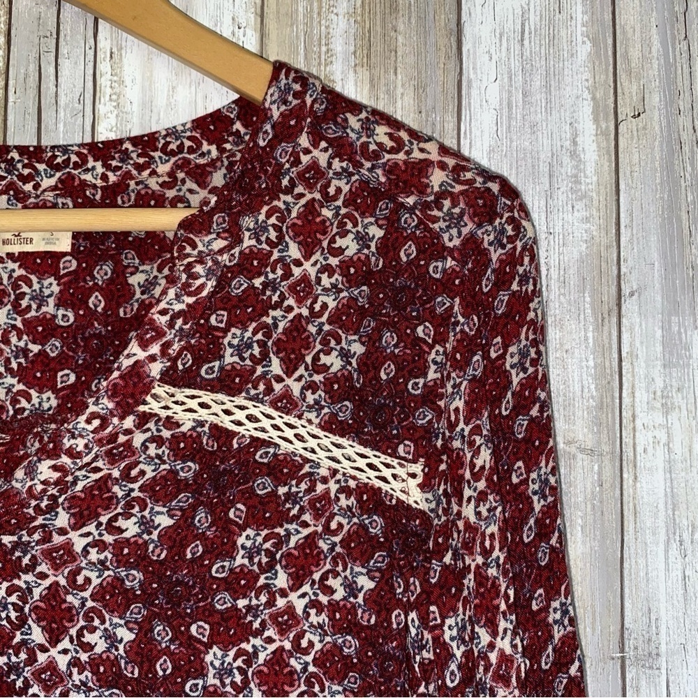 Hollister Red Floral High Low Blouse - Picture 2 of 5